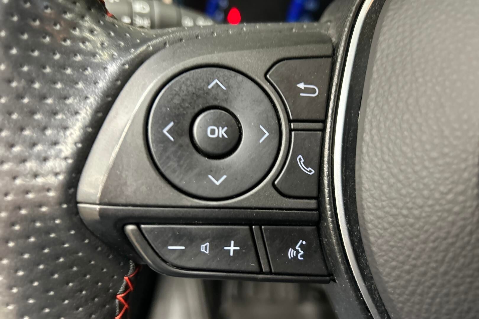 Toyota Corolla iso kuva 17