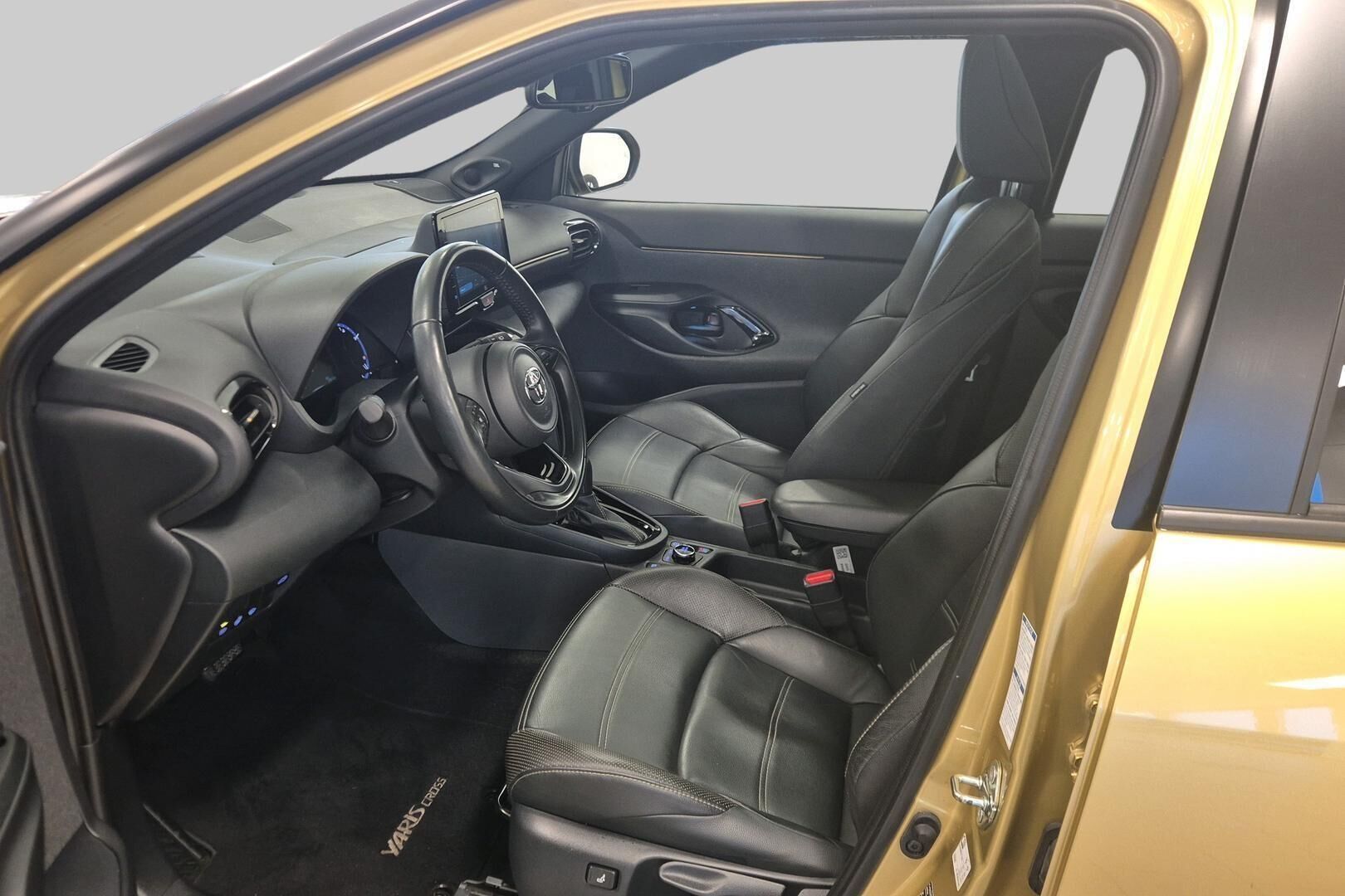 Toyota Yaris Cross iso kuva 9