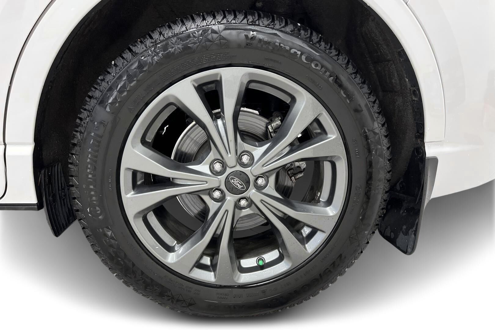 Ford Kuga iso kuva 13