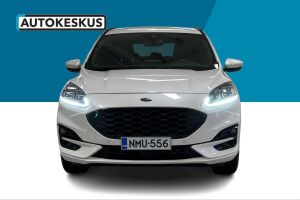 Ford Kuga esikatselu 2