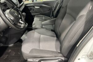 Renault Trafic esikatselu 8