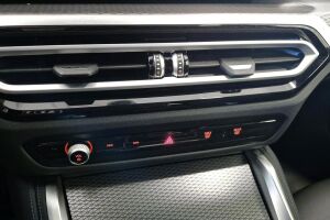 BMW i4 esikatselu 13