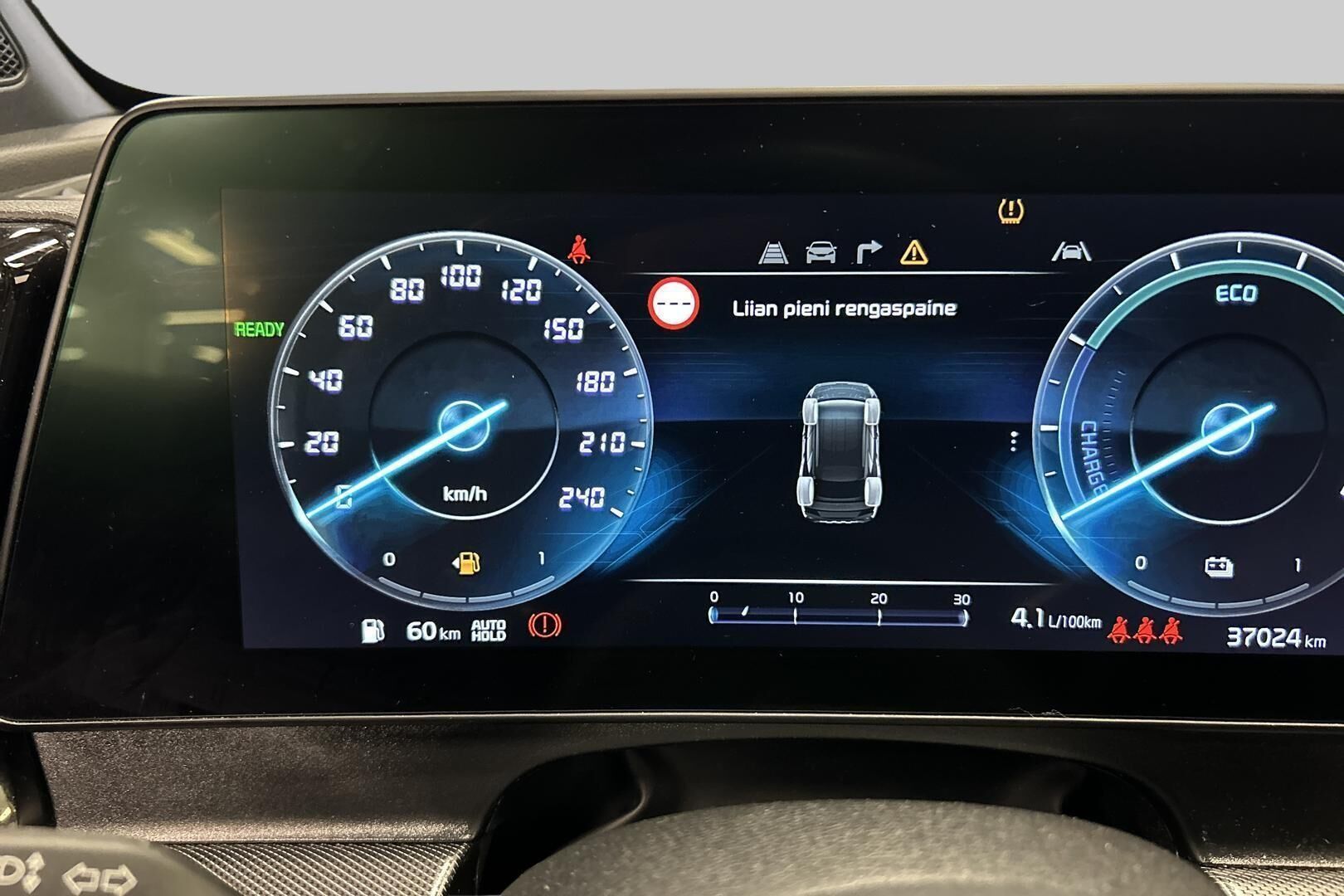 Kia Sportage iso kuva 13