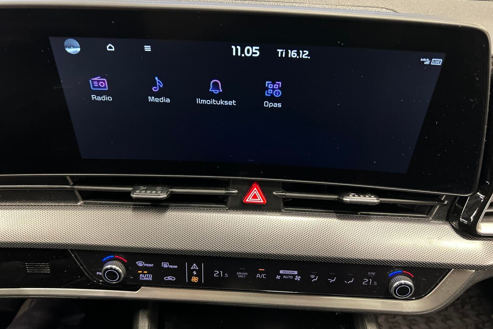 Kia Sportage iso kuva 16