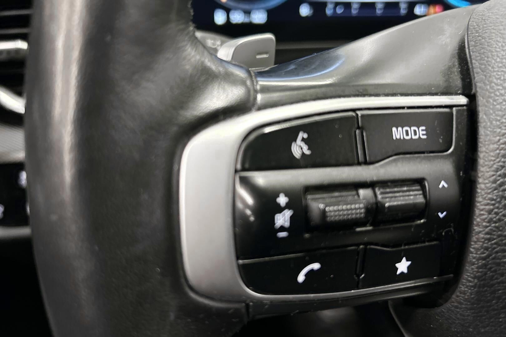 Kia Sportage iso kuva 21