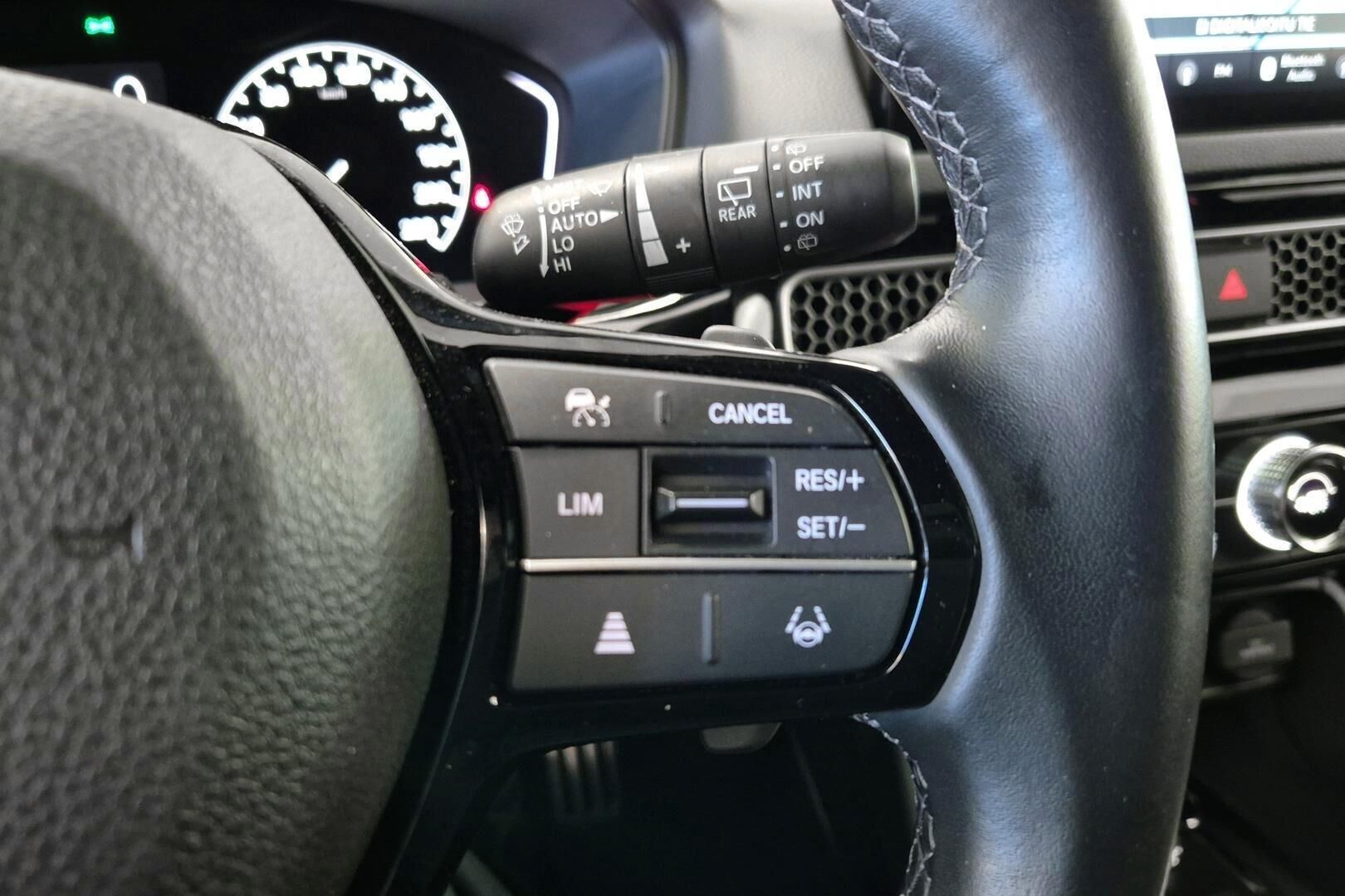 Honda Civic iso kuva 16