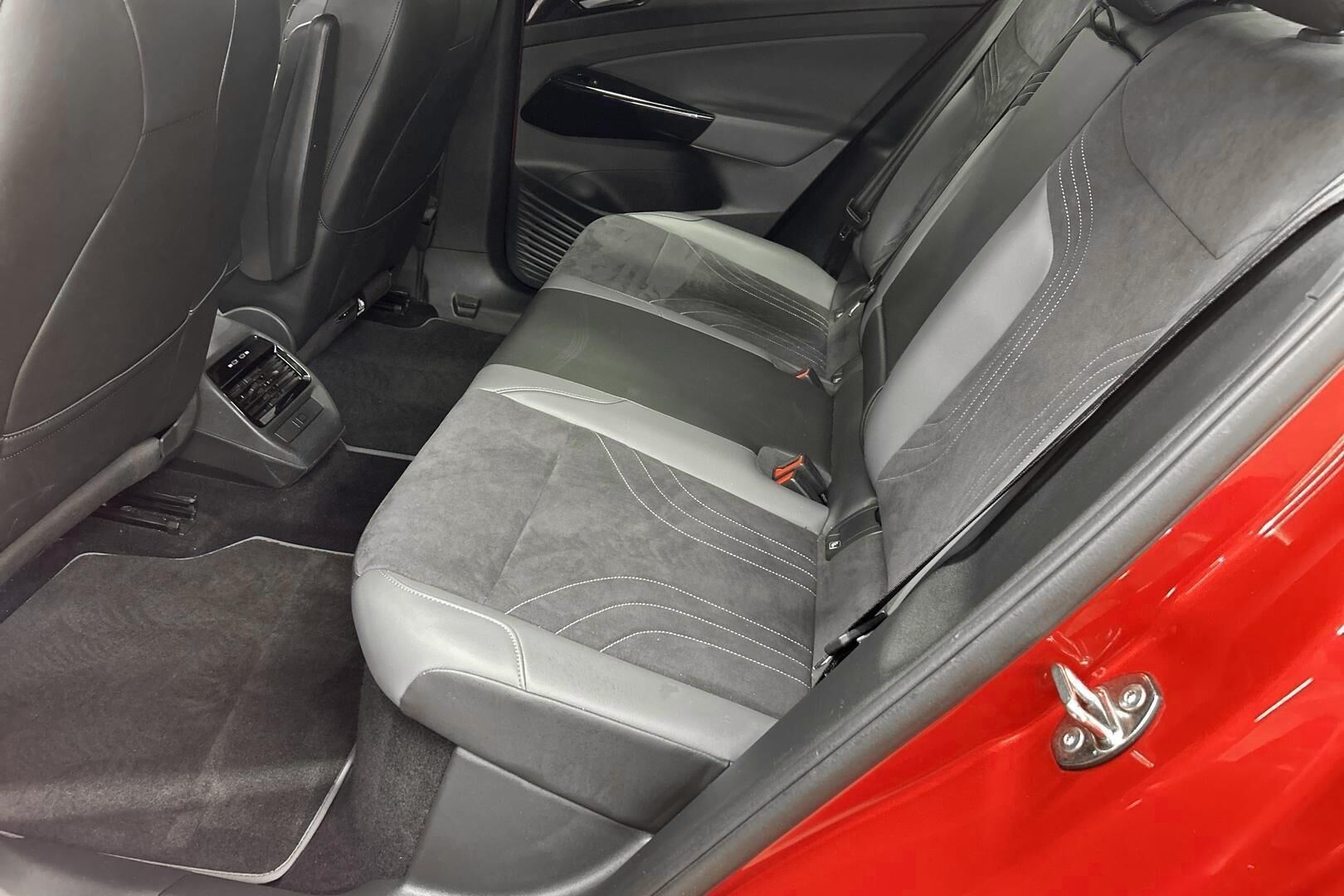 Volkswagen ID.5 iso kuva 9