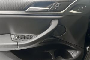 BMW X3 esikatselu 20