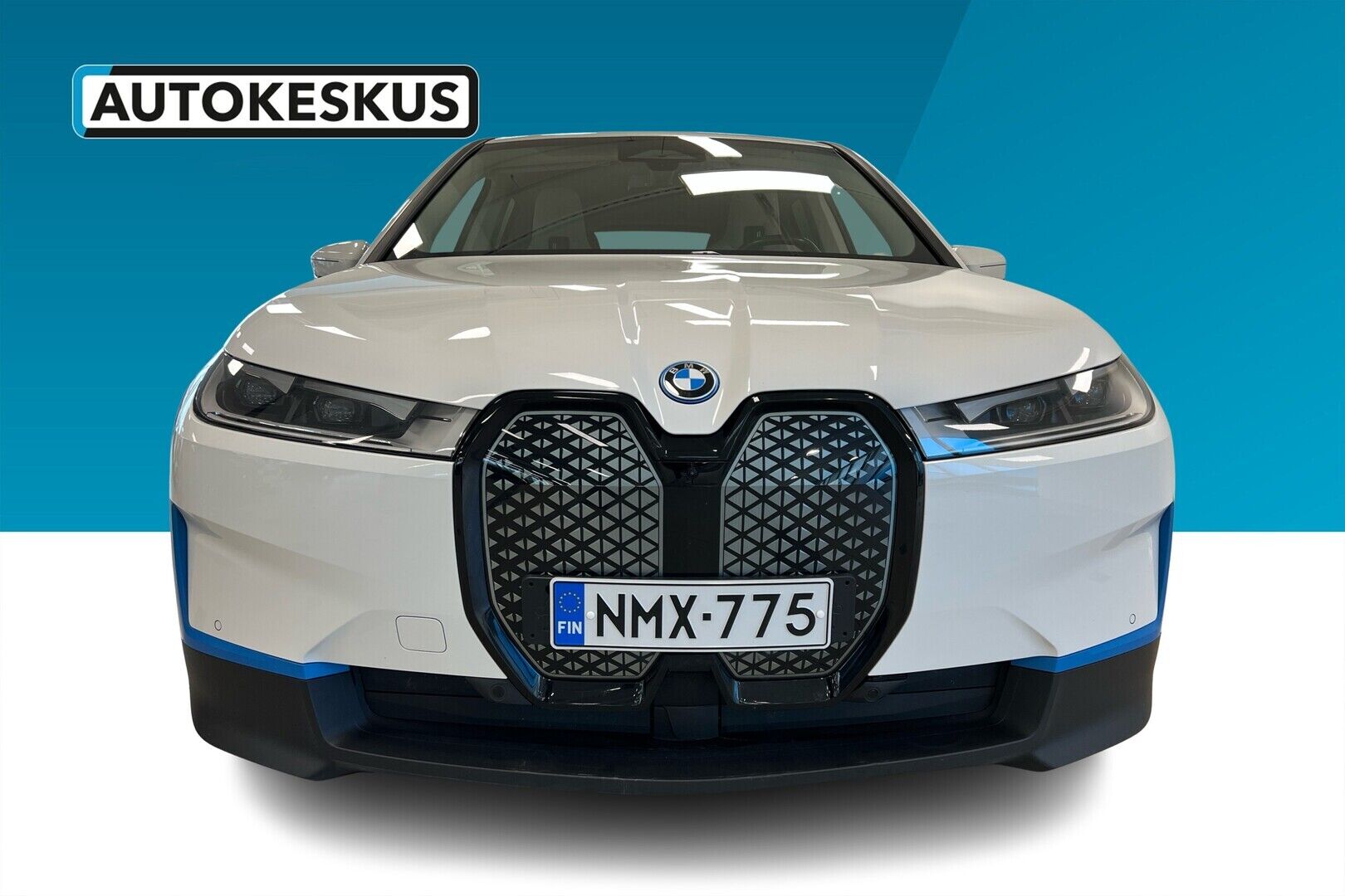 BMW iX iso kuva 2