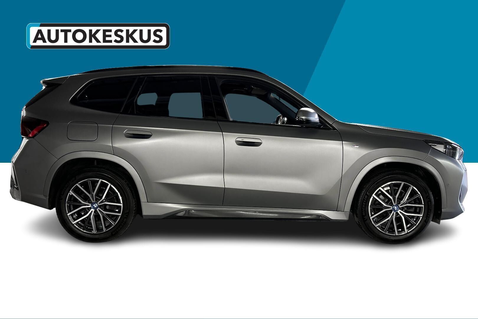 BMW iX1 iso kuva 4