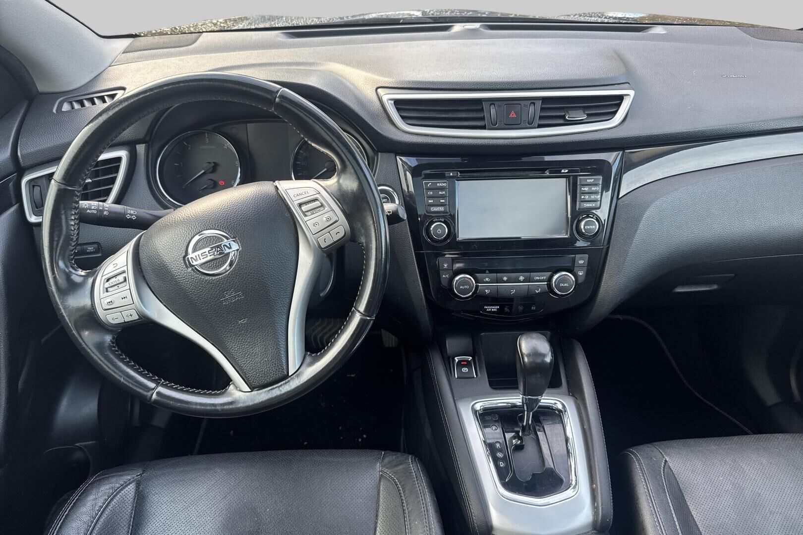 Nissan Qashqai iso kuva 1