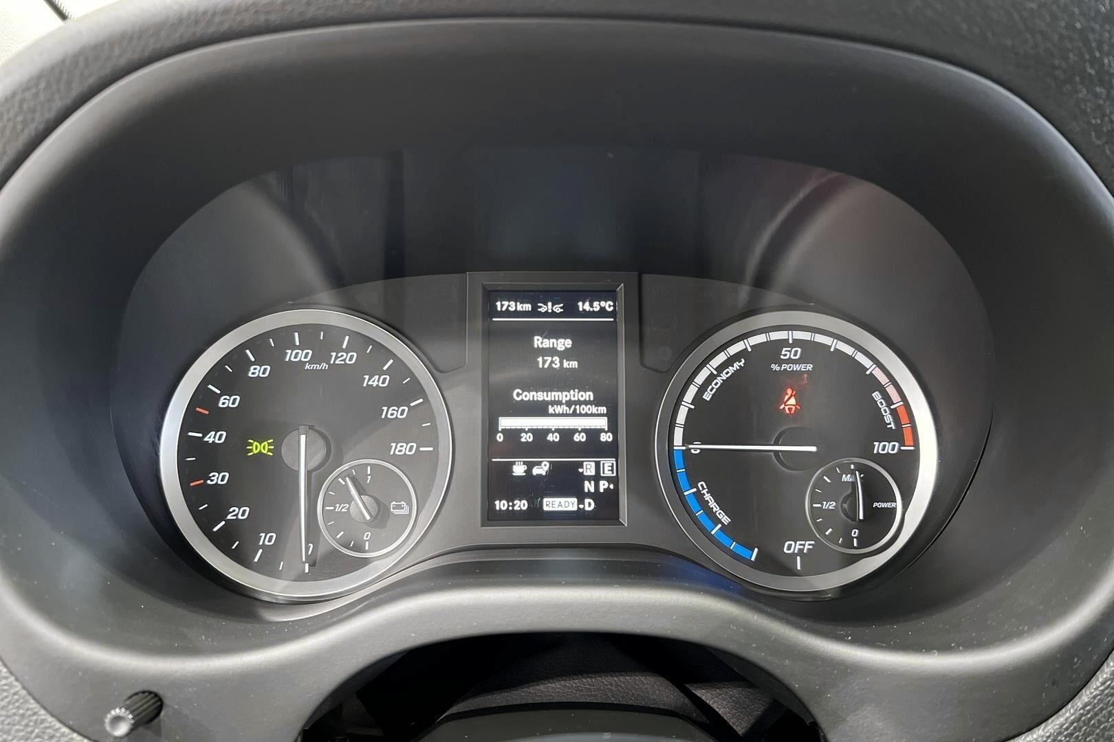 Mercedes-Benz Vito iso kuva 15