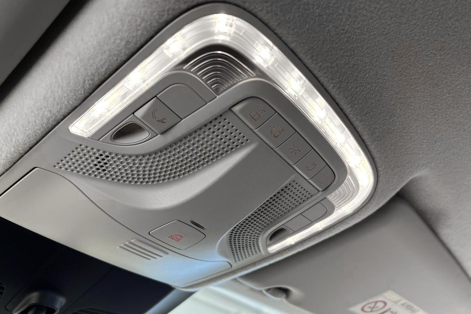 Mercedes-Benz Vito iso kuva 19