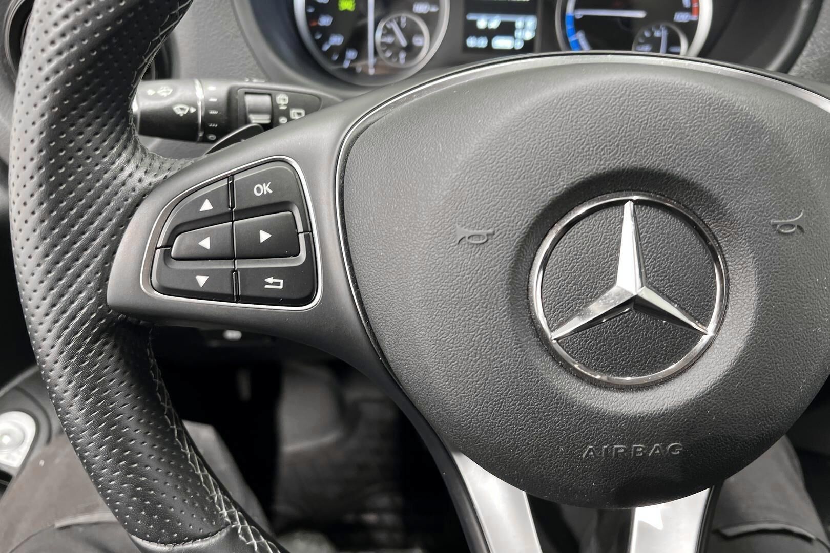 Mercedes-Benz Vito iso kuva 21