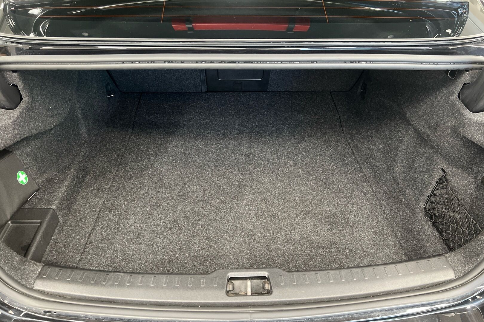Volvo S60 iso kuva 9