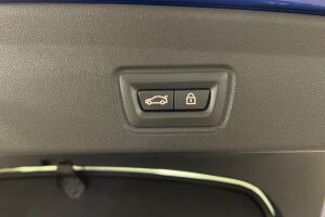 BMW i4 esikatselu 13