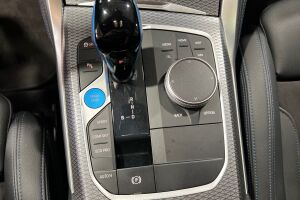 BMW i4 esikatselu 17