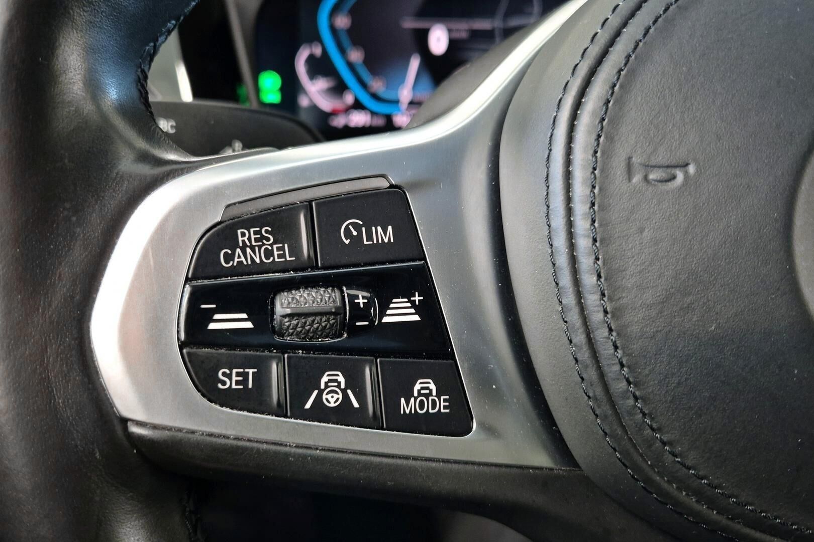 BMW 3-sarja iso kuva 19