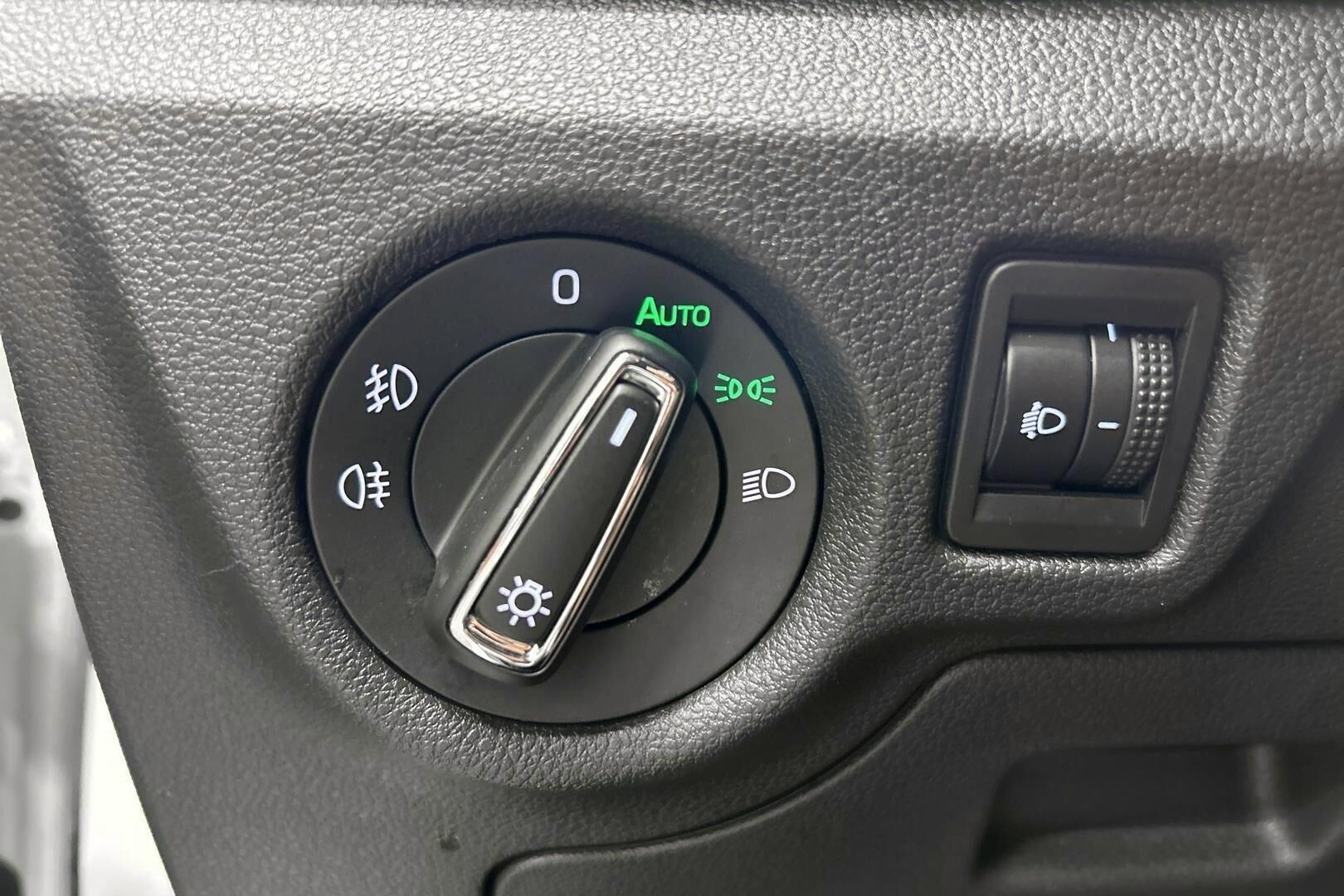 Skoda Scala iso kuva 21