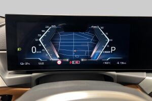 BMW i4 esikatselu 19