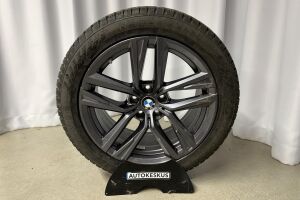 BMW i4 esikatselu 24