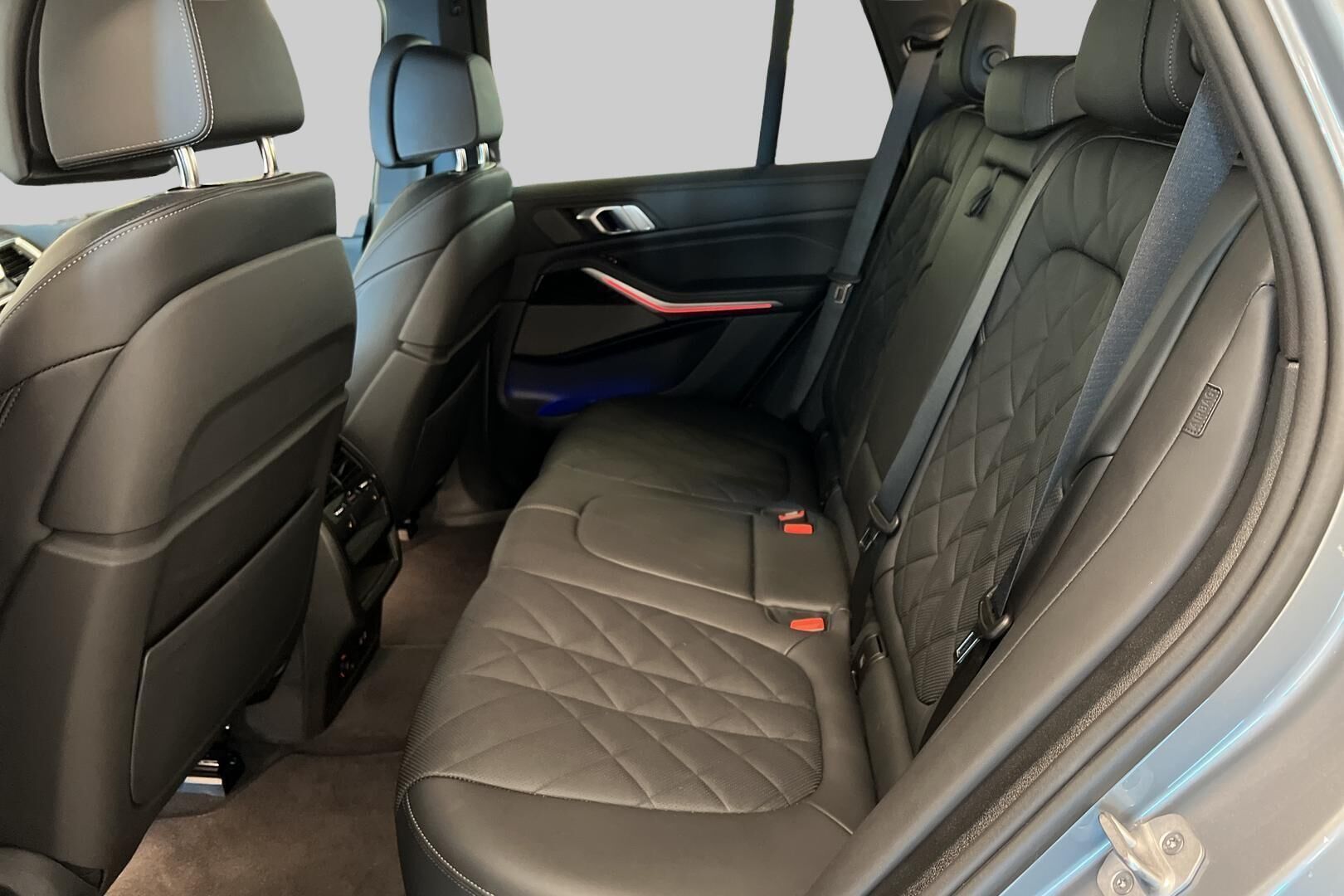 BMW X5 iso kuva 9