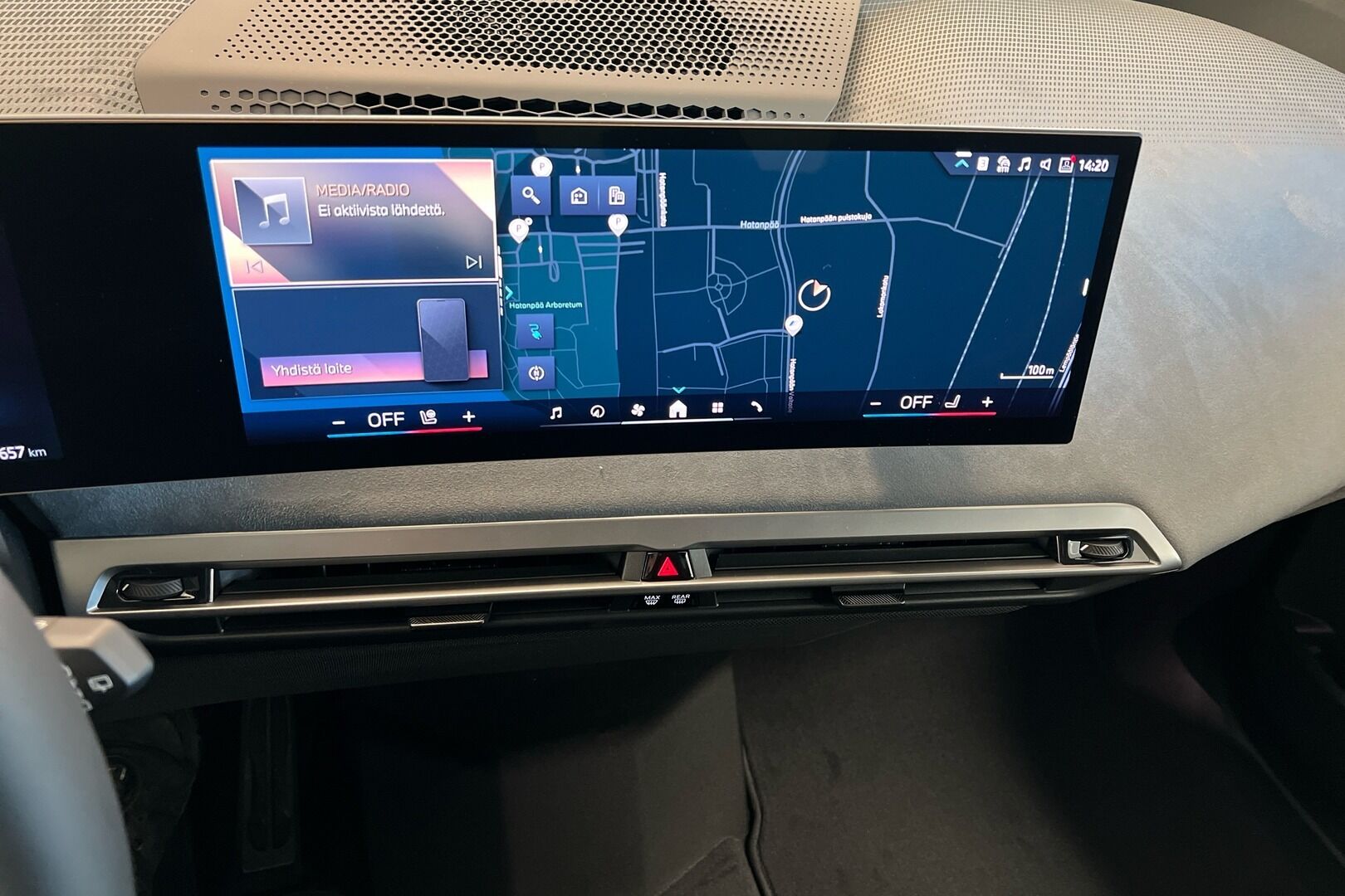 BMW iX iso kuva 25