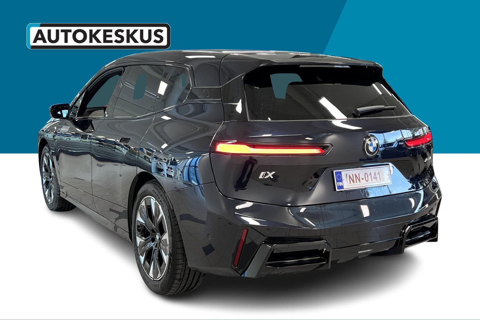 BMW iX iso kuva 20