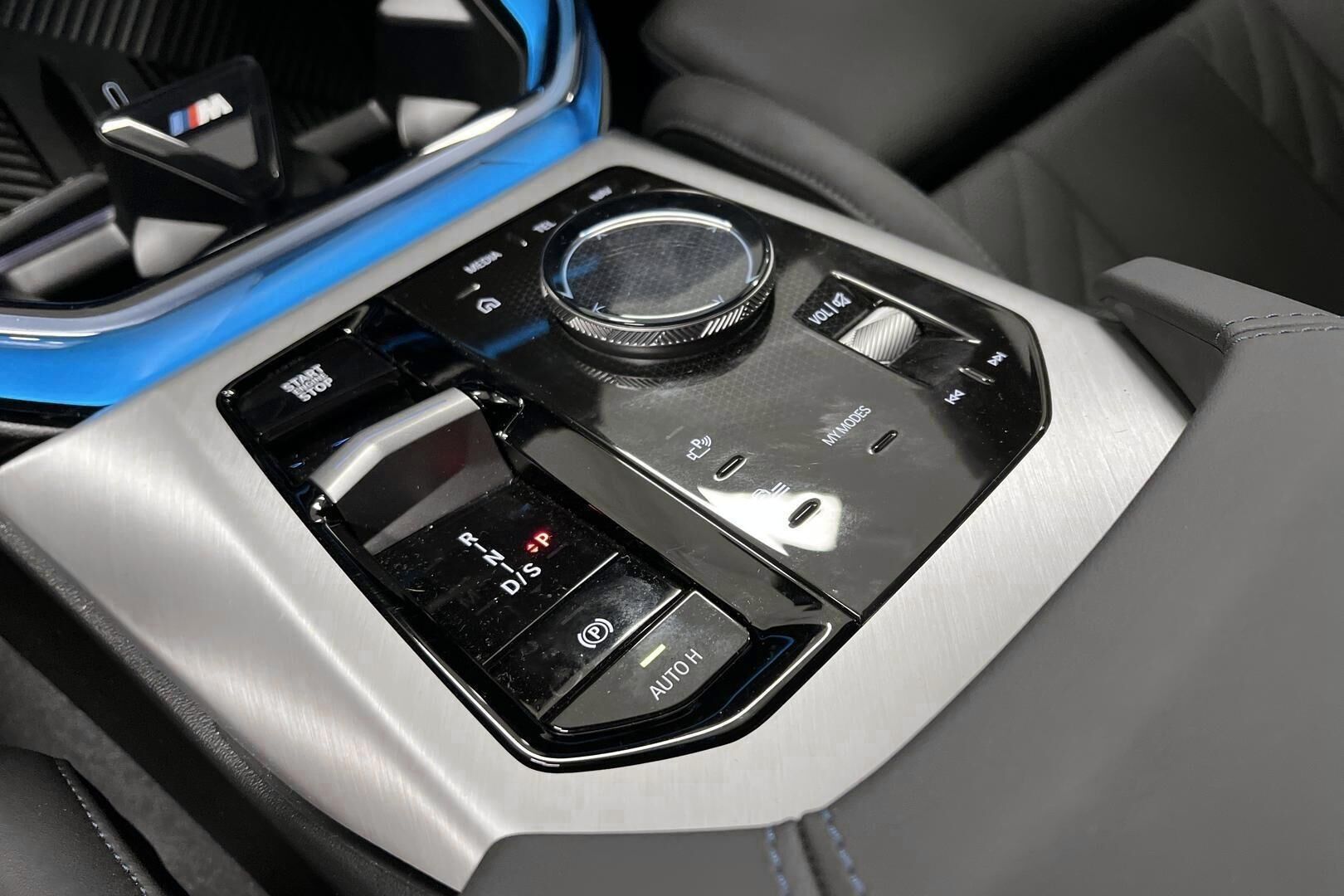 BMW X3 iso kuva 16
