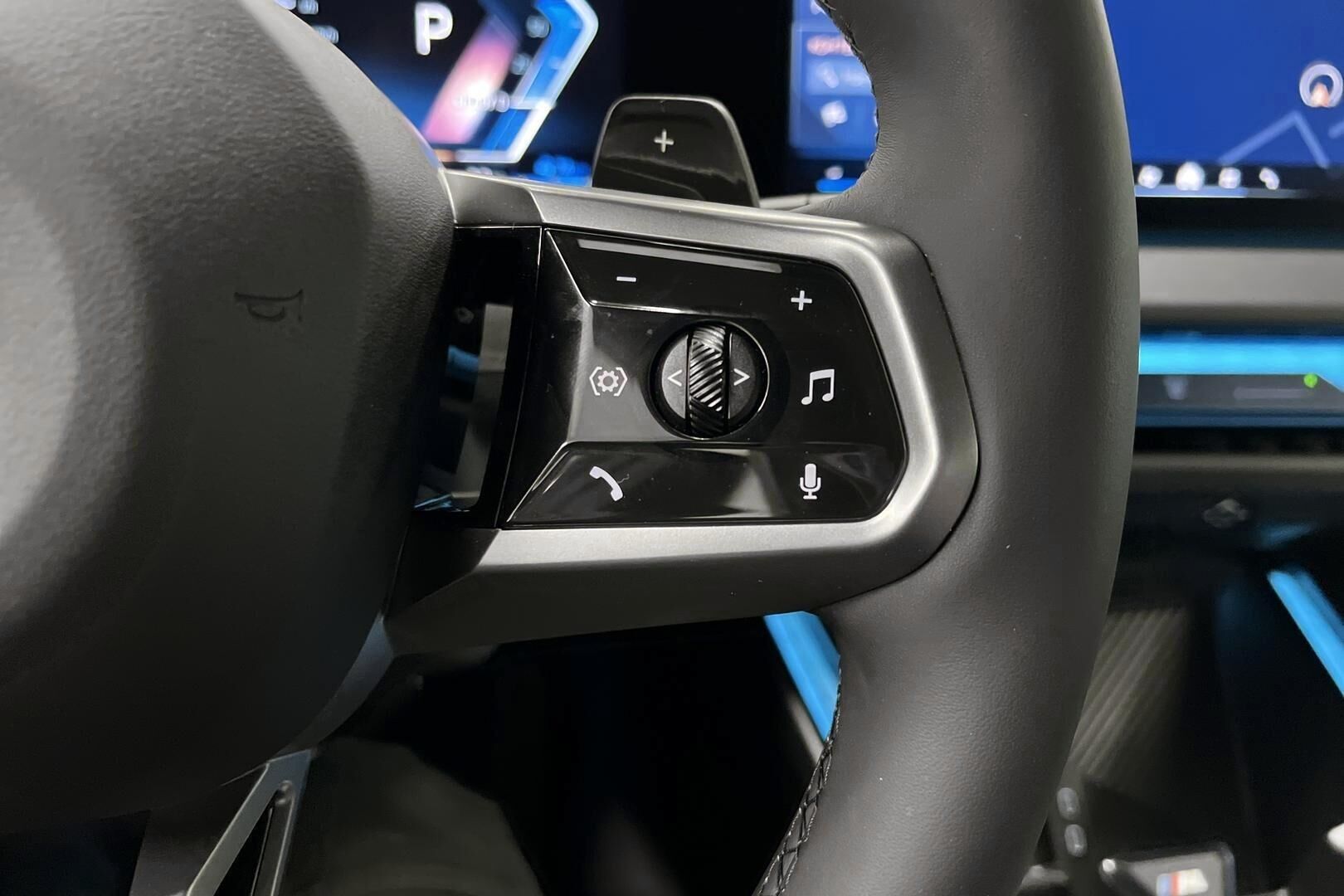 BMW X3 iso kuva 17