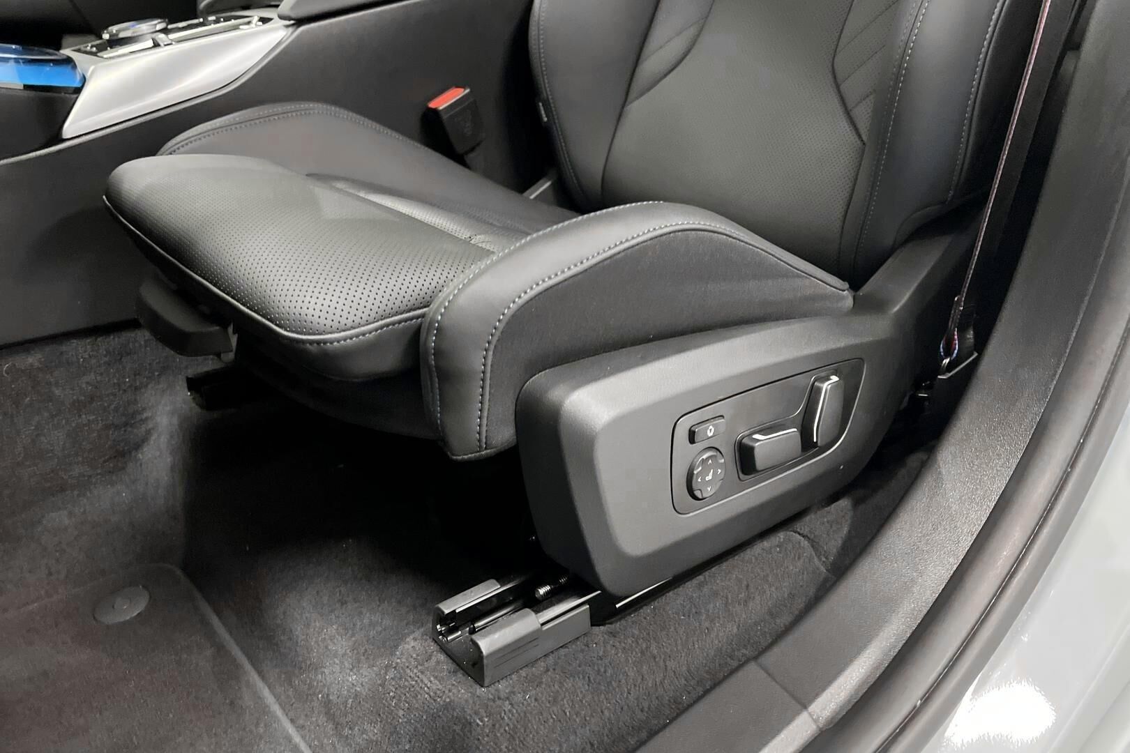 BMW X3 iso kuva 20
