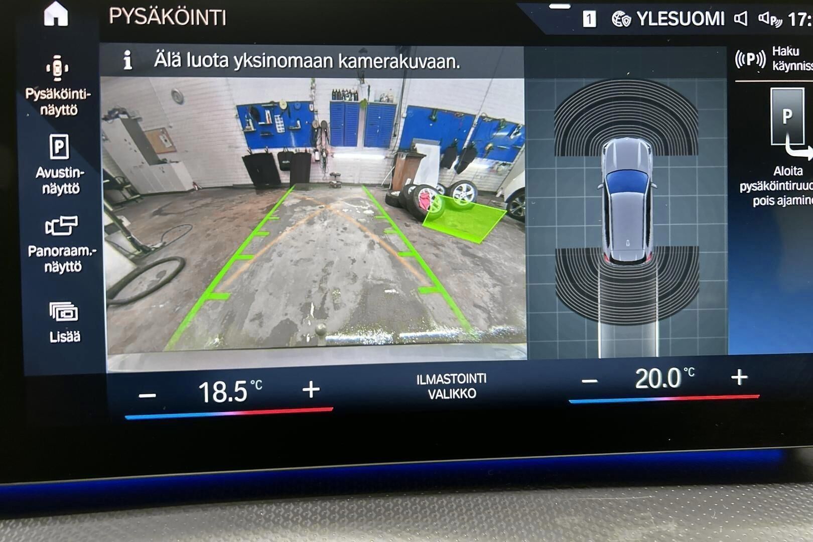 BMW X1 iso kuva 15
