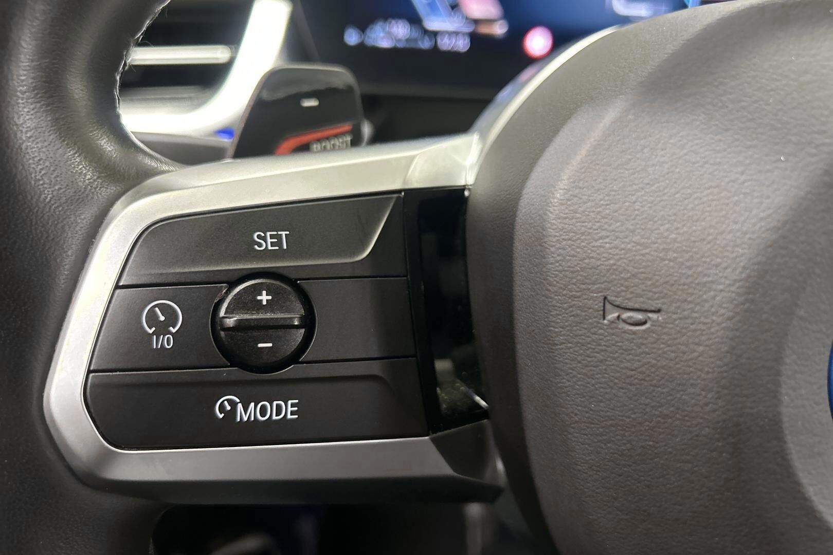 BMW X1 iso kuva 18