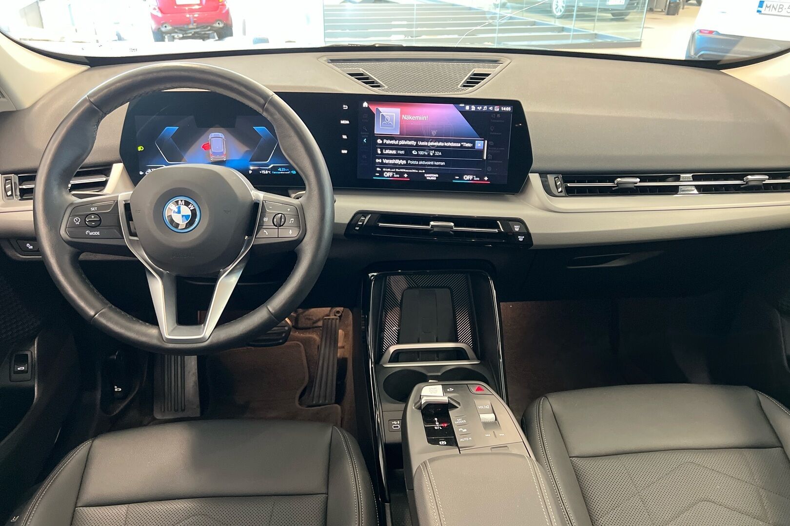 BMW X1 iso kuva 14