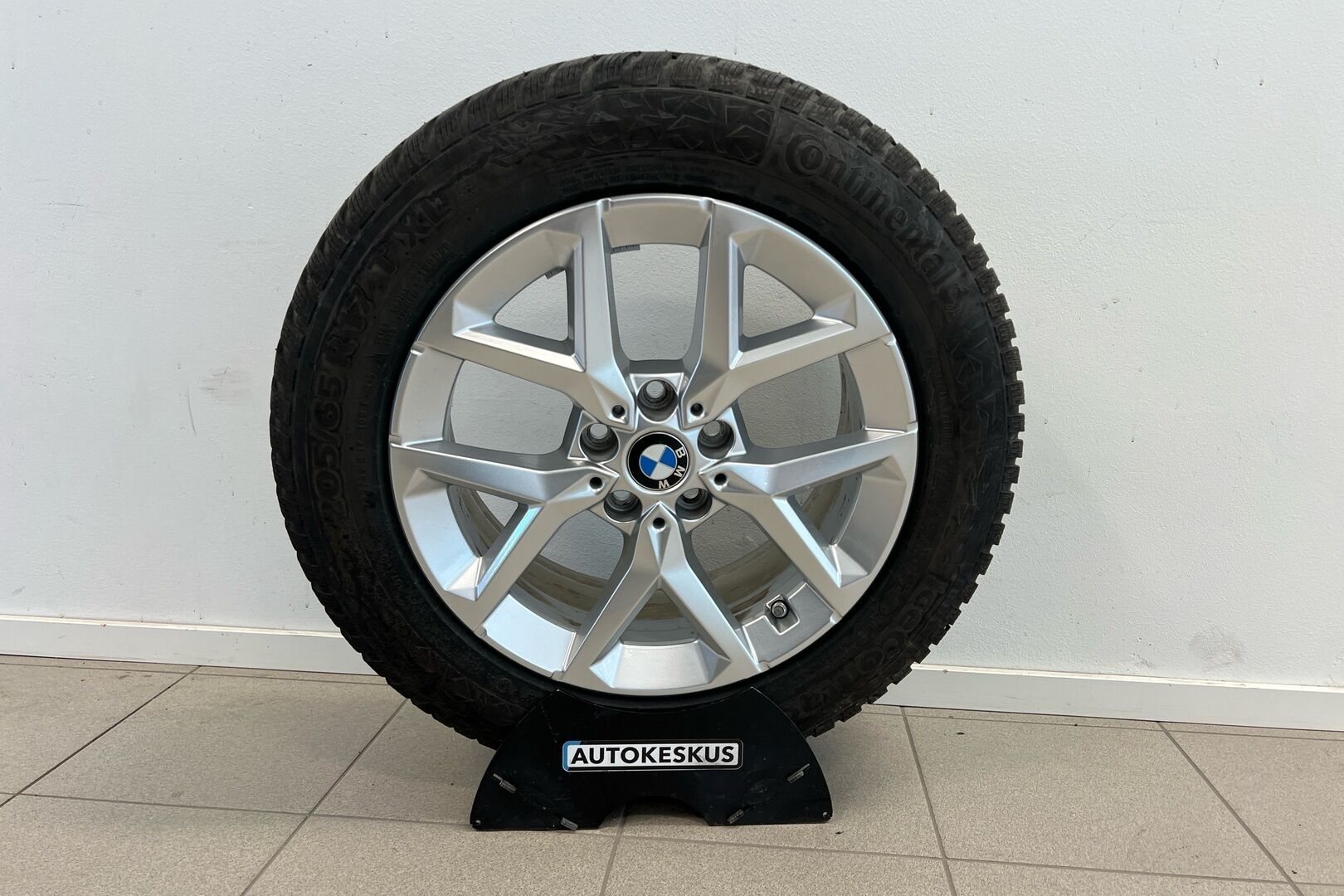 BMW X1 iso kuva 15
