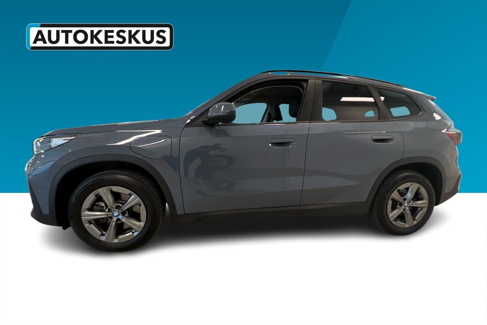 BMW X1 iso kuva 17
