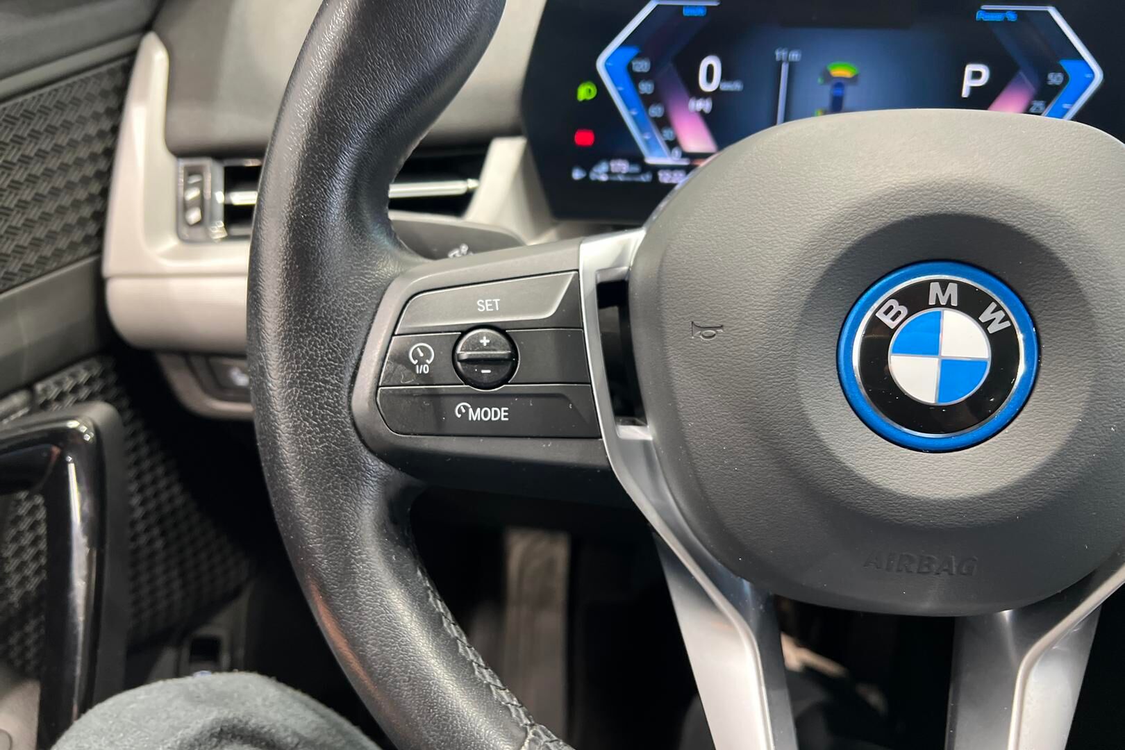 BMW X1 iso kuva 28
