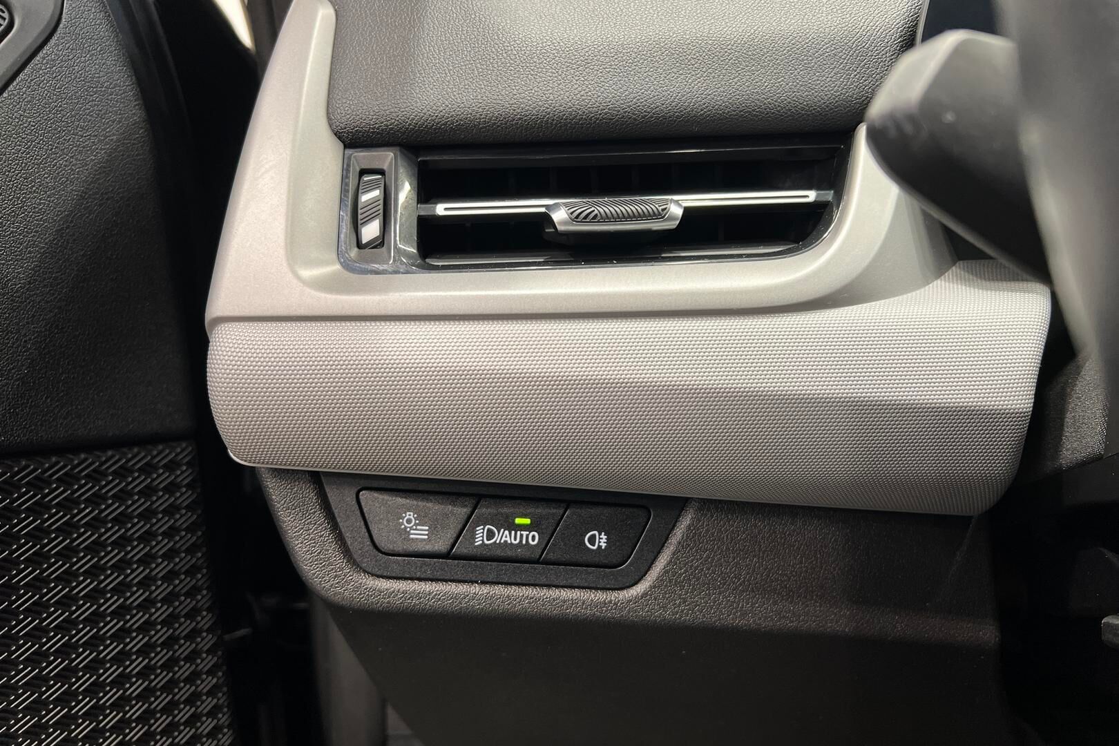 BMW X1 iso kuva 29
