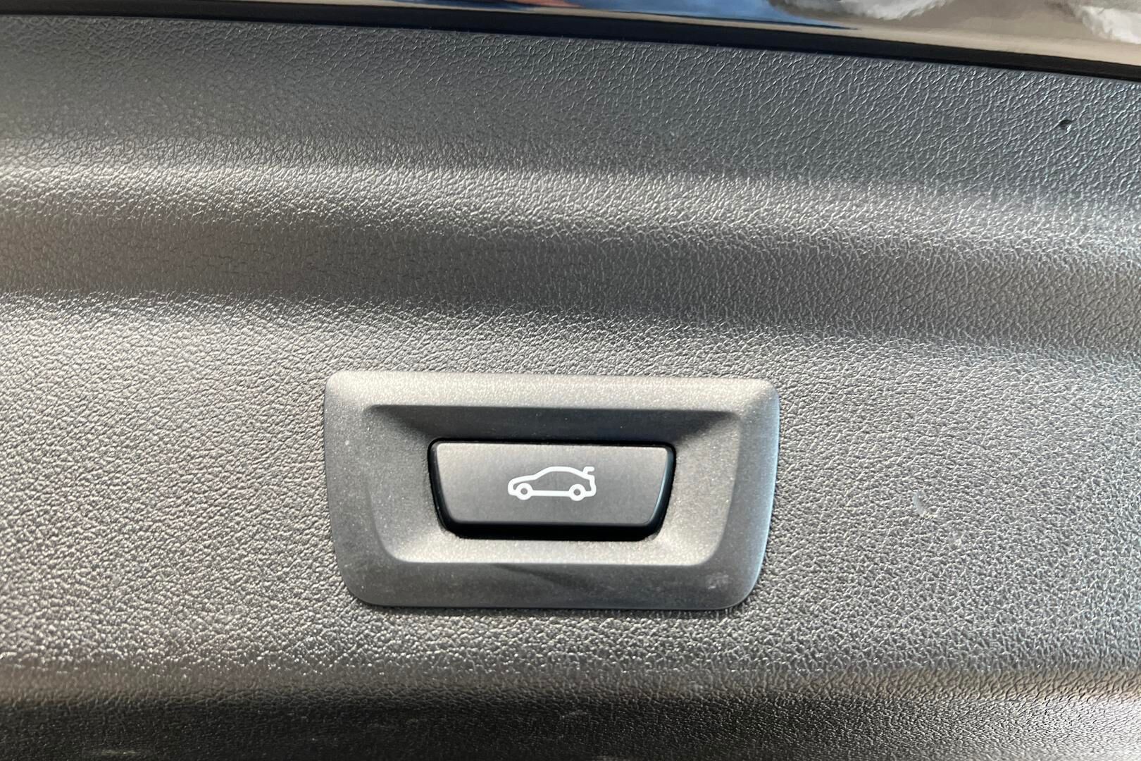 BMW X1 iso kuva 35