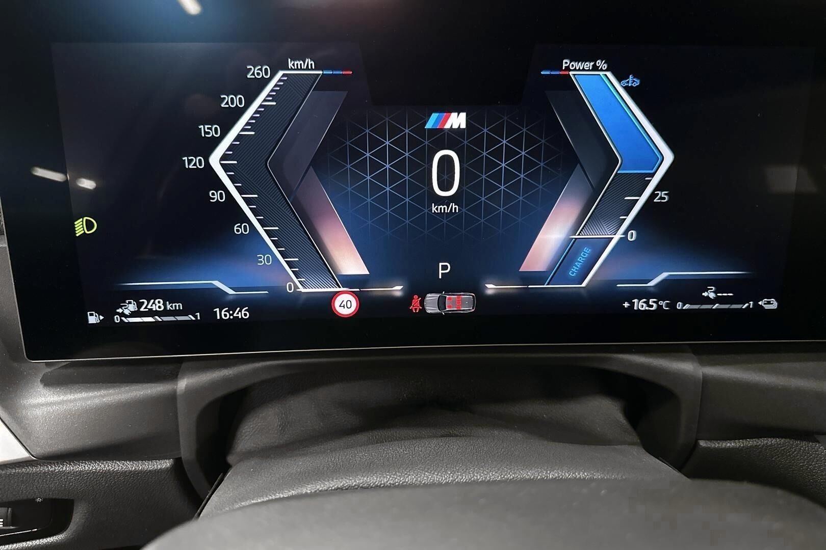 BMW 3-SARJA iso kuva 8