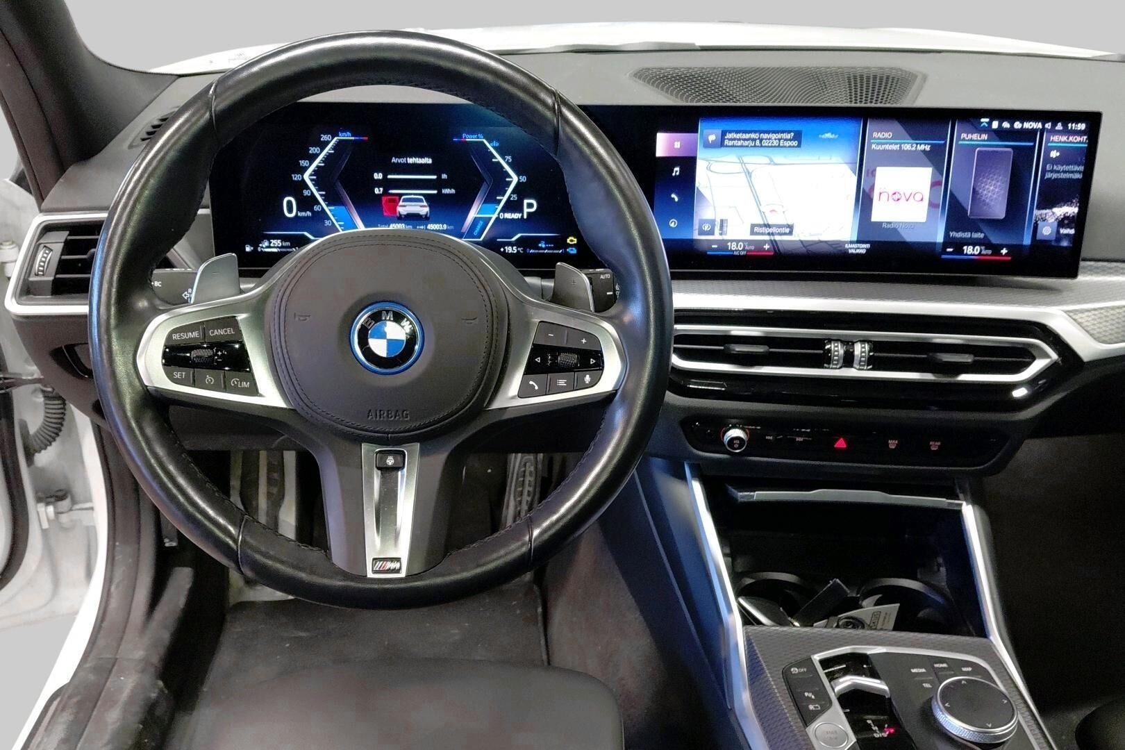 BMW 3-SARJA iso kuva 2