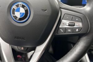 BMW i4 esikatselu 17