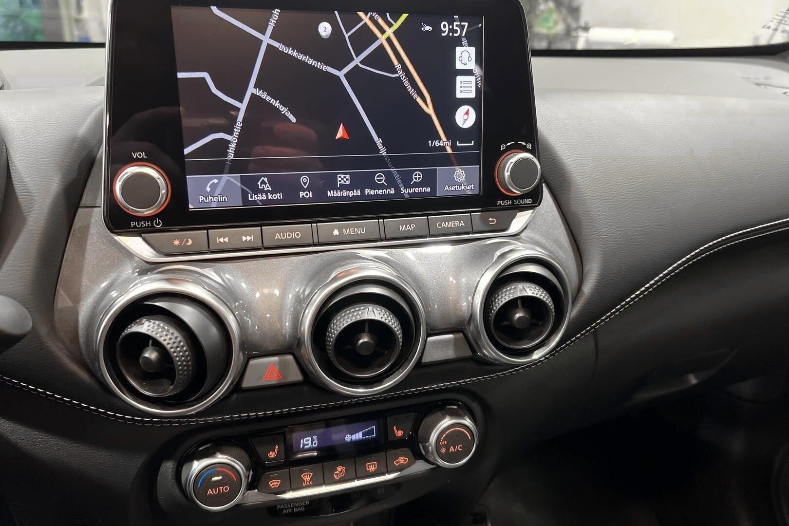 Nissan Juke iso kuva 18