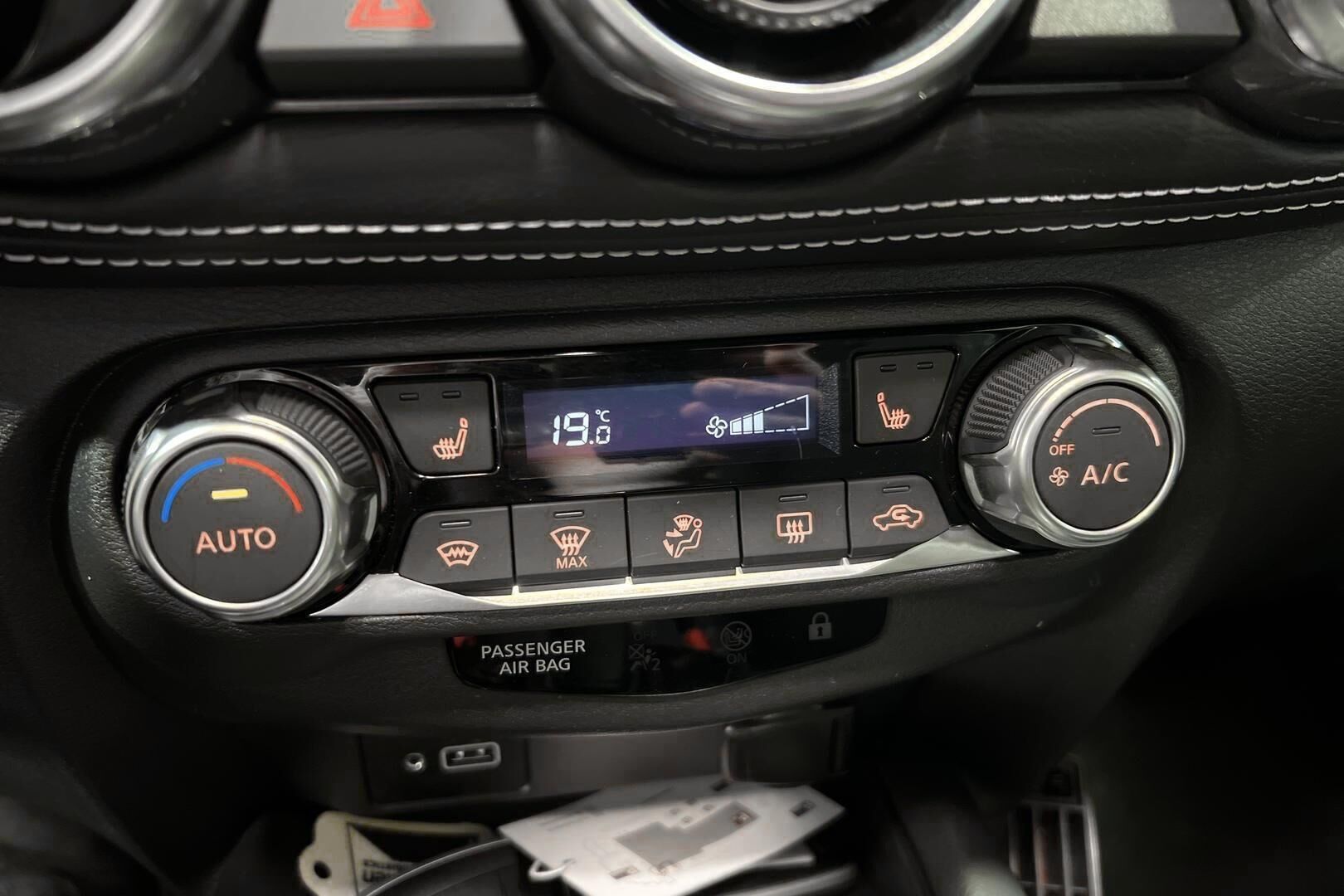 Nissan Juke iso kuva 19