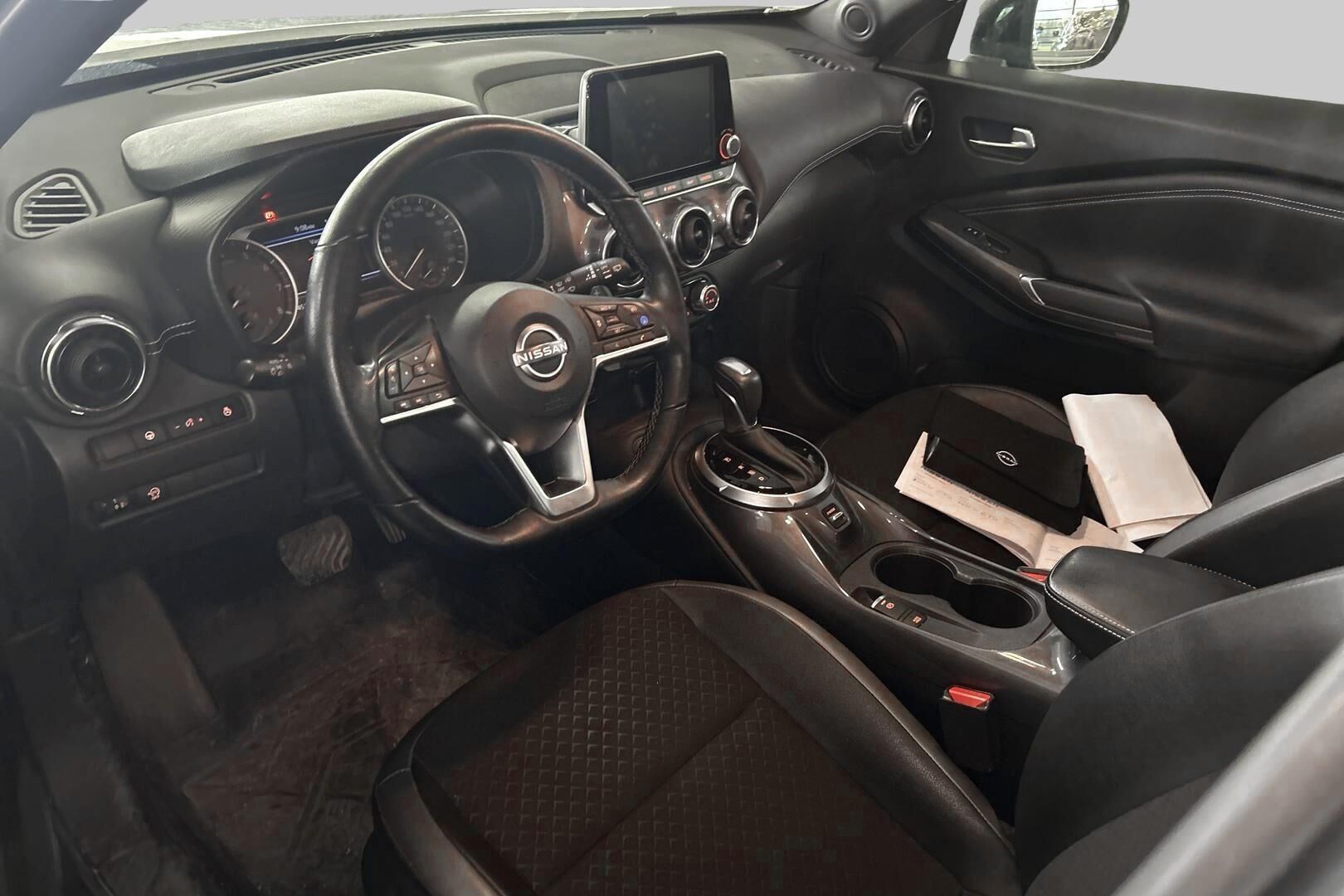 Nissan Juke iso kuva 2