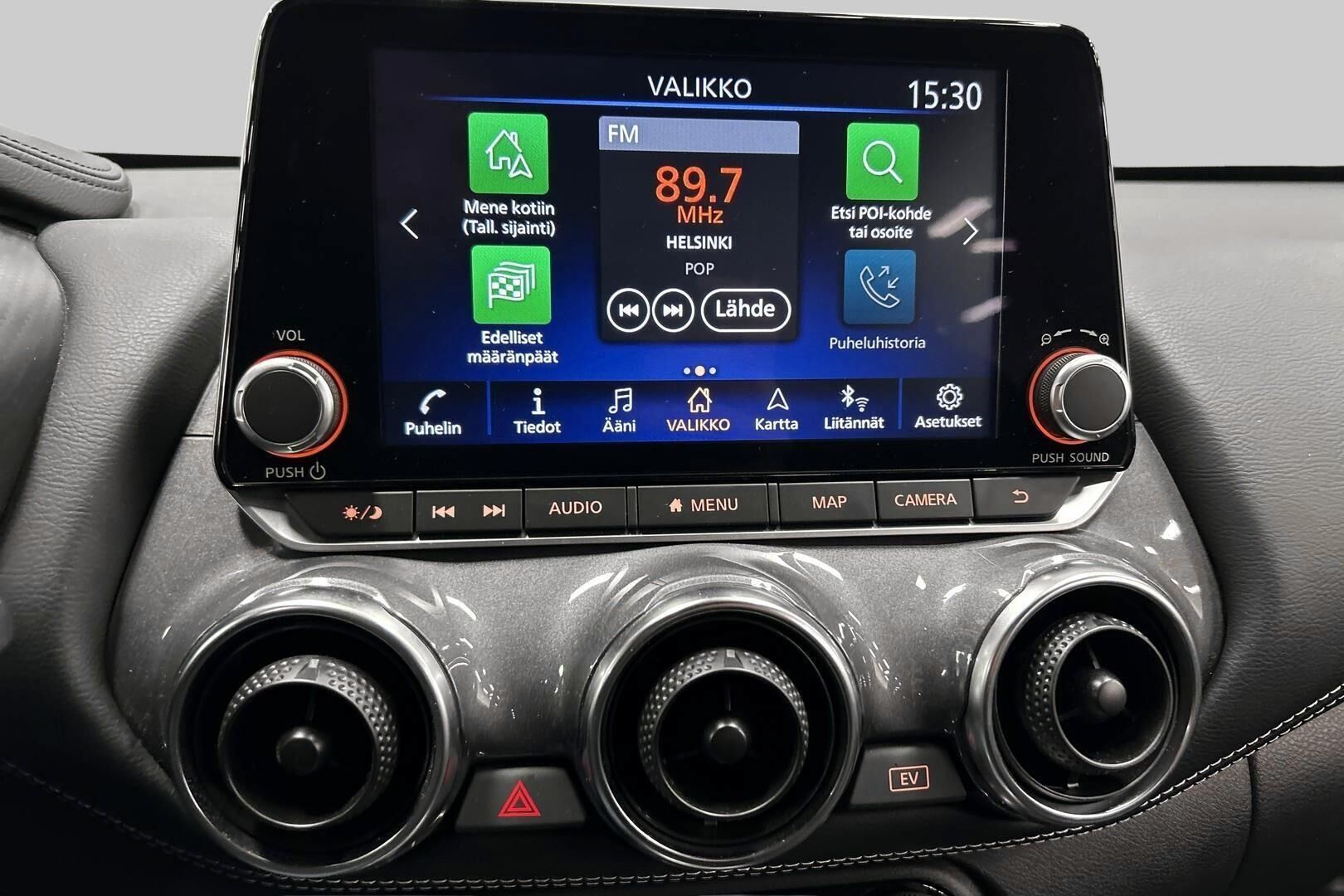 Nissan Juke iso kuva 15