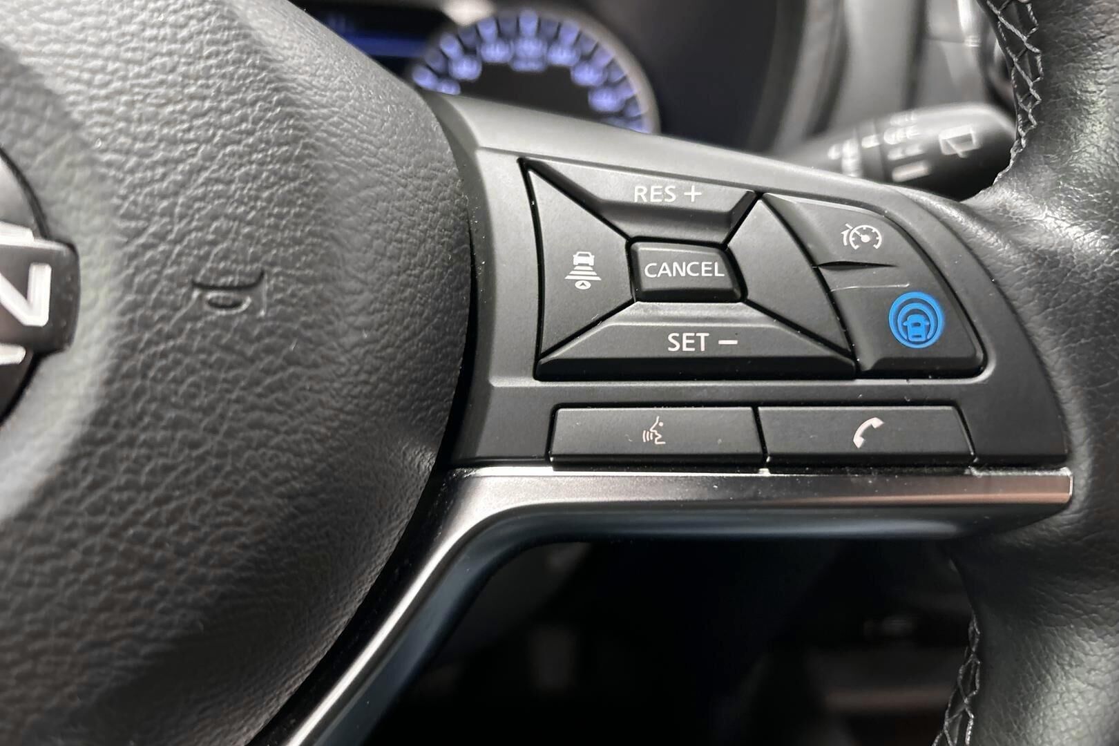 Nissan Juke iso kuva 23