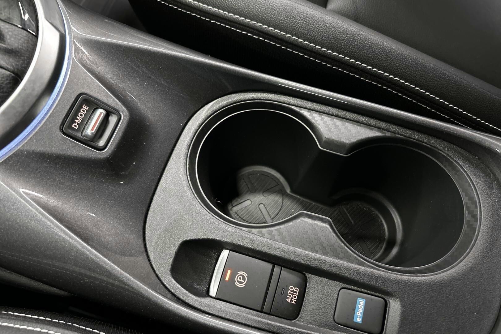 Nissan Juke iso kuva 24