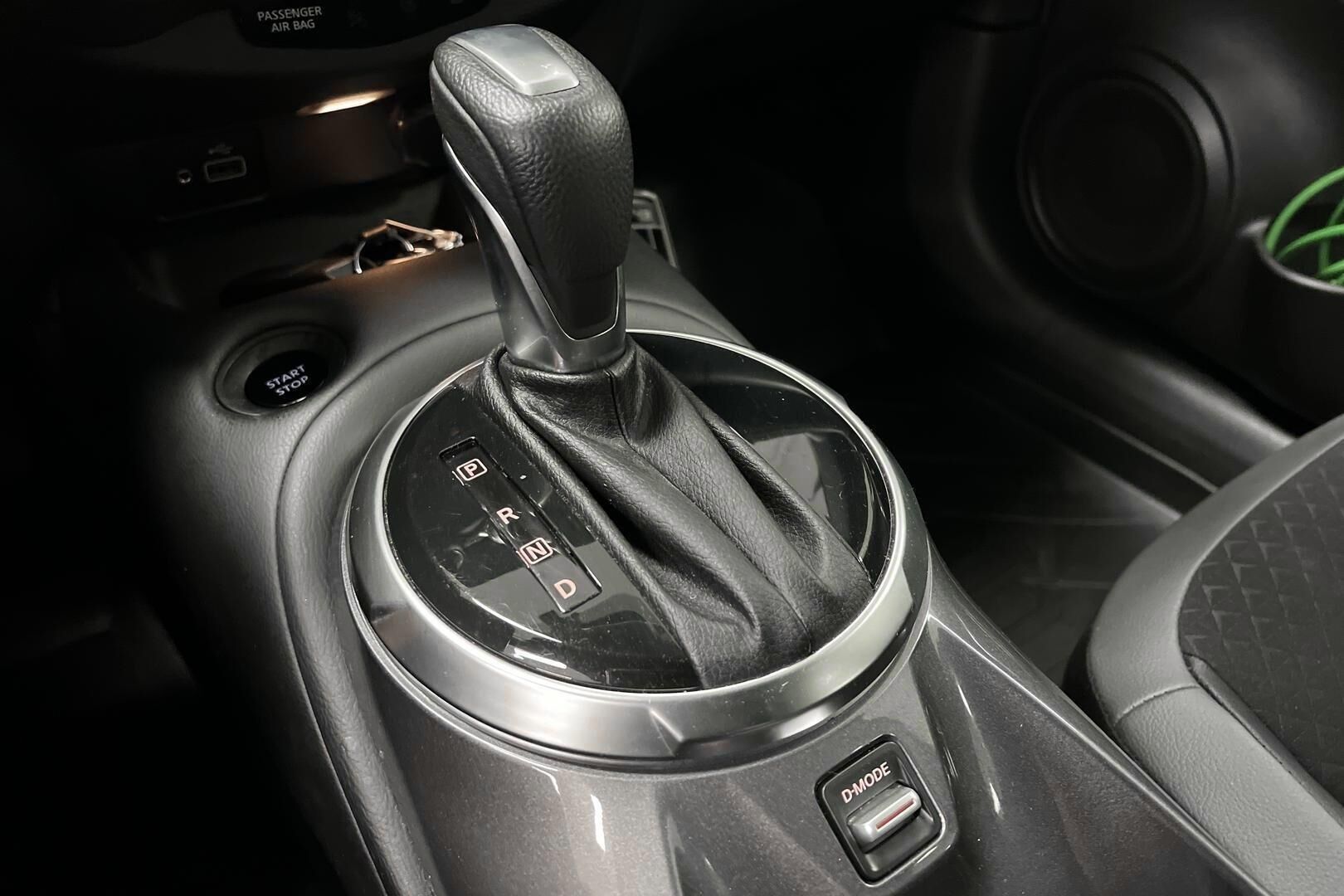 Nissan Juke iso kuva 14