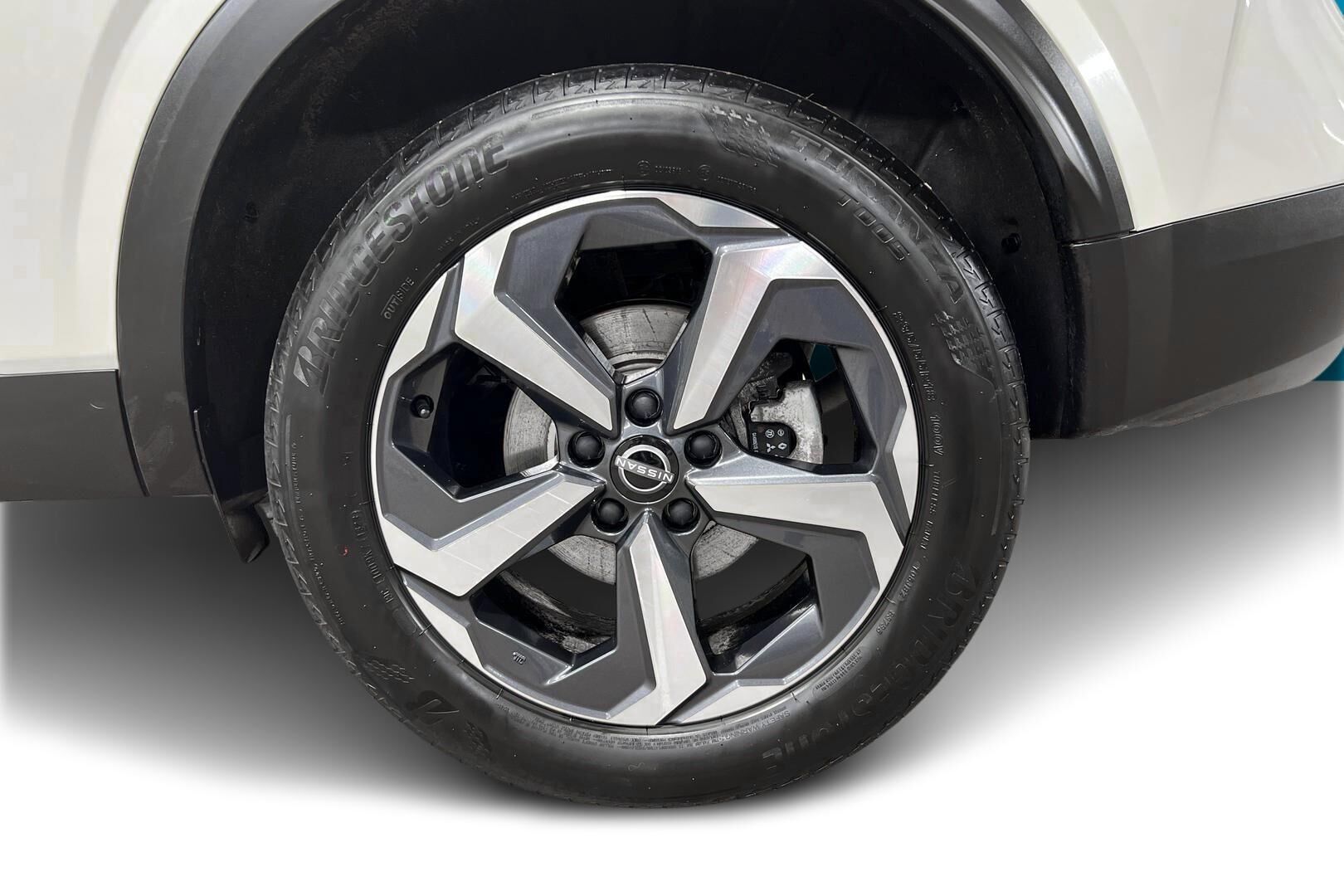 Nissan Qashqai iso kuva 13